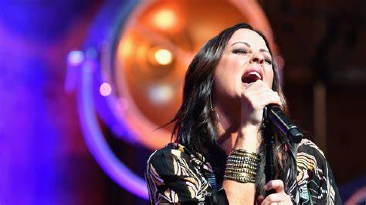 Sara Evans